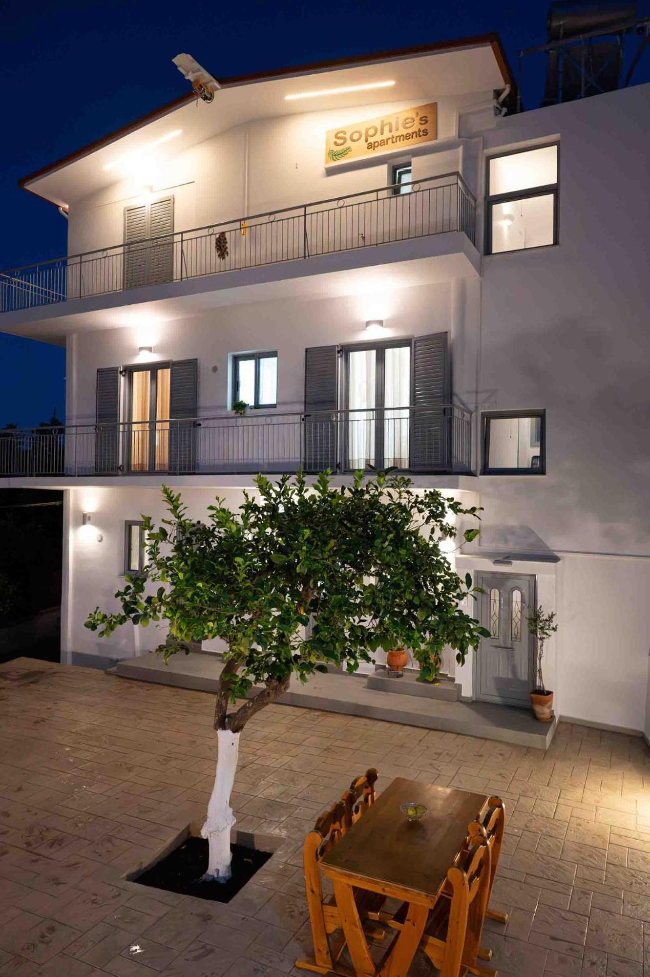 Sophie'S Apartments 3&4 Poros Town Bagian luar foto